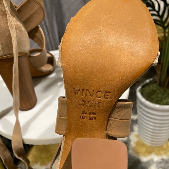 NWOT VINCE. Beatrice suede wrap heel. Size 5.5 - Picture 4 of 8